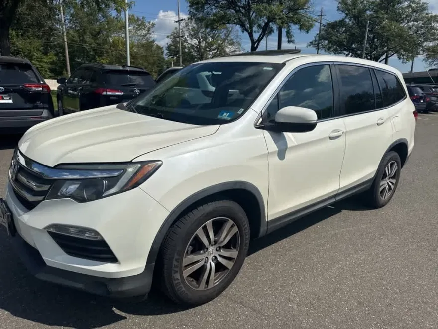 2016 Honda Pilot EX-L photo 1