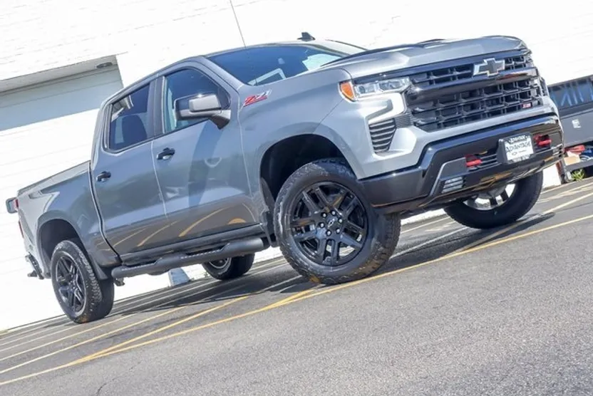2026 Chevrolet Silverado 1500 LT Trail Boss photo 1