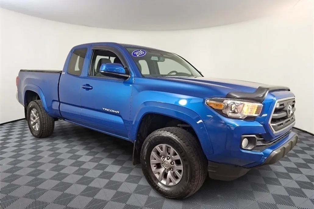 2016 Toyota Tacoma SR5 photo 1