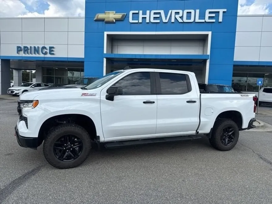 2023 Chevrolet Silverado 1500 LT Trail Boss photo 1