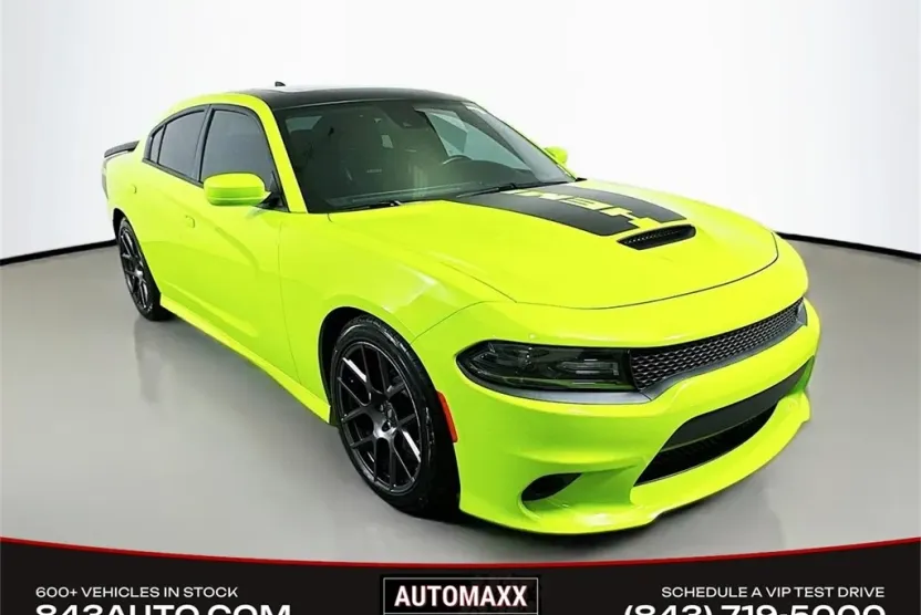 2019 Dodge Charger R/T photo 1