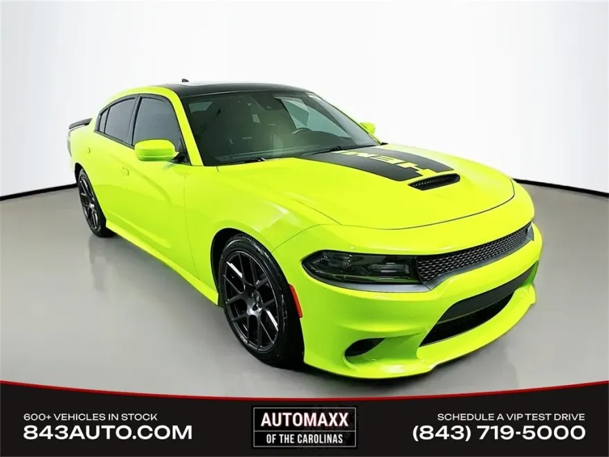 2019 Dodge Charger R/T photo 1