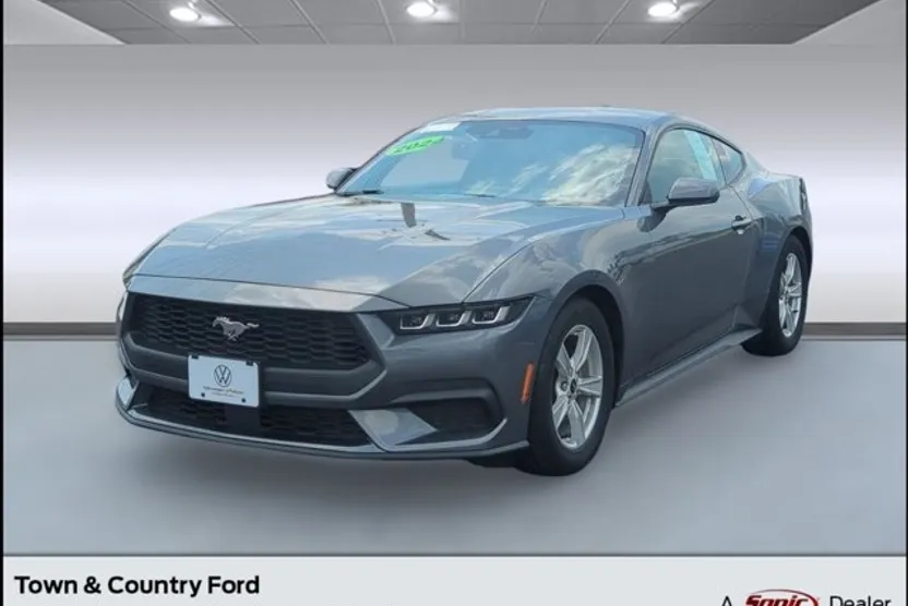 2024 Ford Mustang EcoBoost photo 1
