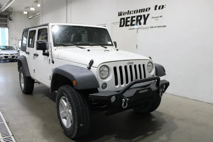 2017 Jeep Wrangler Unlimited Sport photo 1