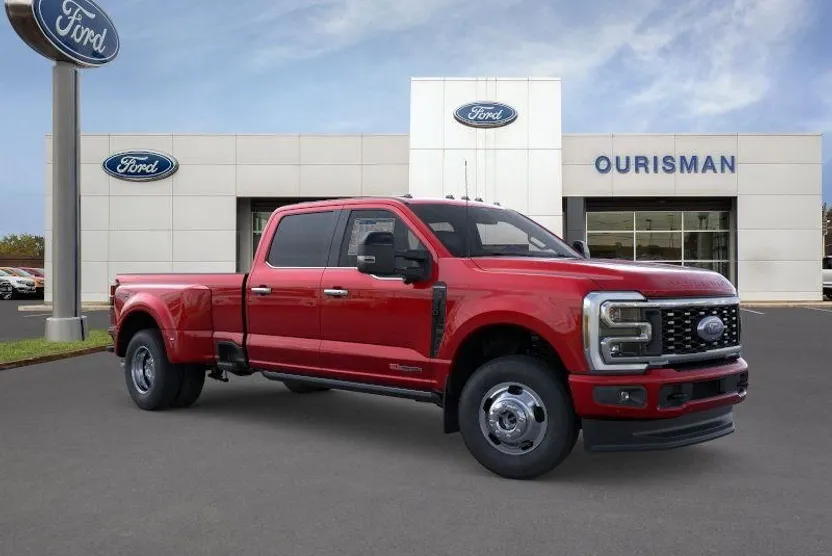 2026 Ford F-350 Platinum photo 1