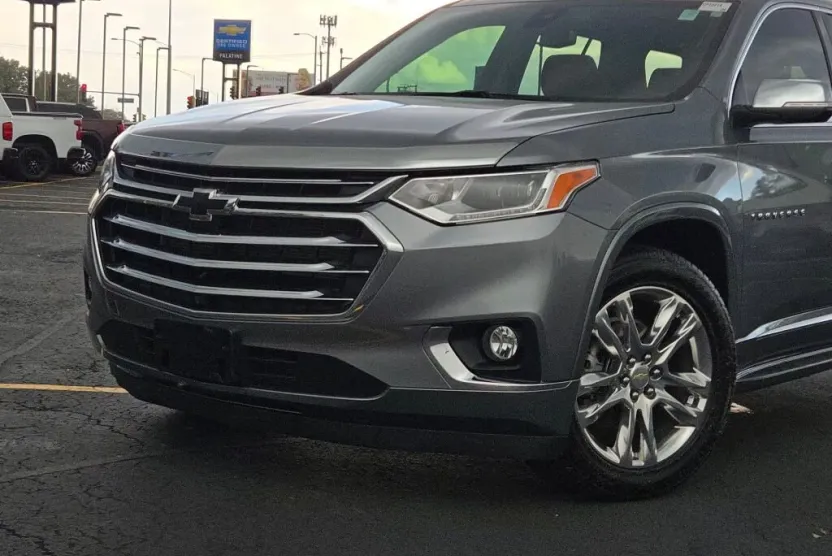 2021 Chevrolet Traverse High Country photo 1