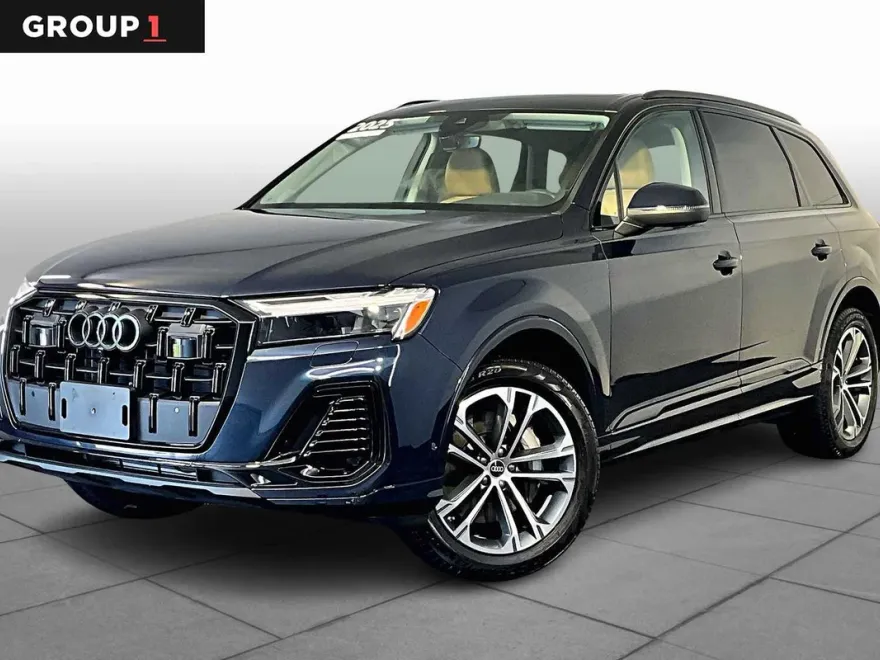 2025 Audi Q7 45 Premium Plus photo 1