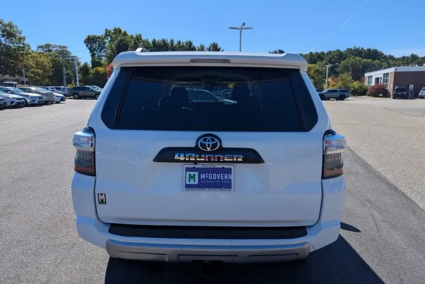 2024 Toyota 4Runner TRD photo 1