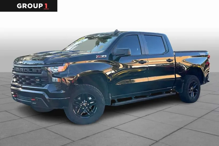 2024 Chevrolet Silverado 1500 Custom Trail Boss photo 1