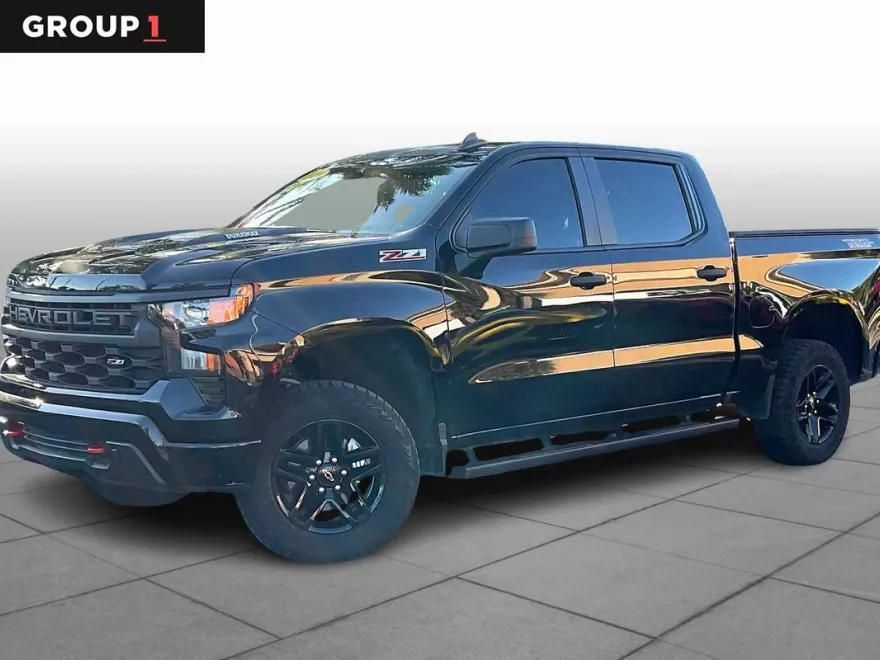 2024 Chevrolet Silverado 1500 Custom Trail Boss photo 1