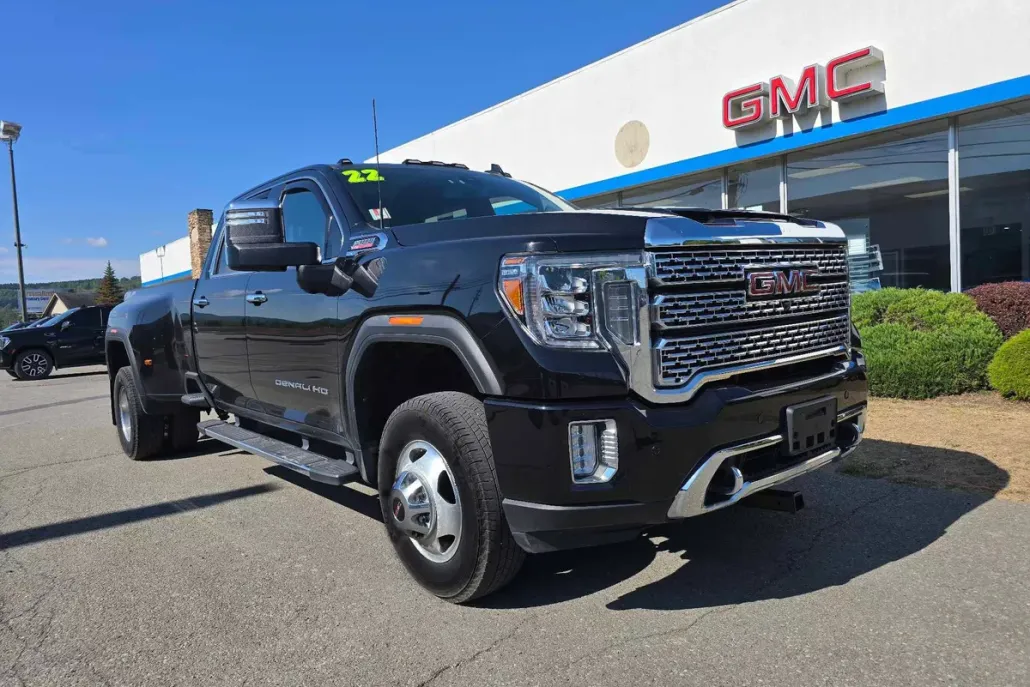 2022 Gmc Sierra 3500 HD Denali photo 1