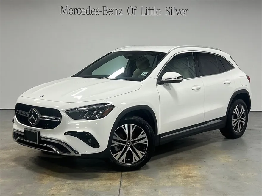 2025 Mercedes Benz GLA 250 4MATIC photo 1