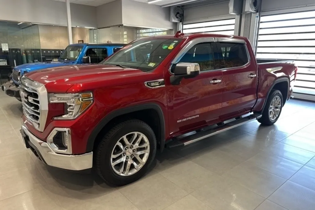 2021 Gmc Sierra 1500 SLT photo 1
