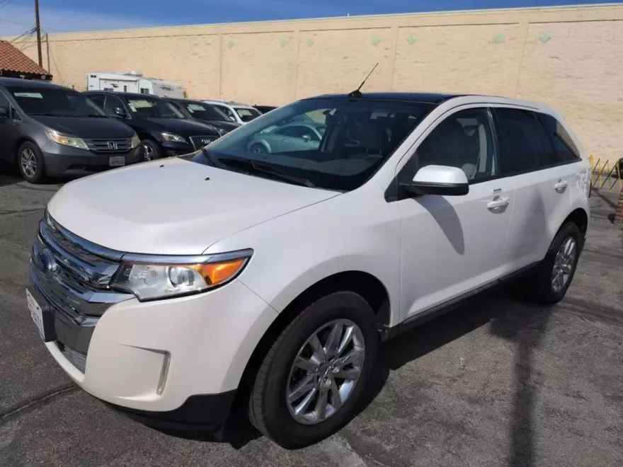 2014 Ford Edge SEL Sport photo 1