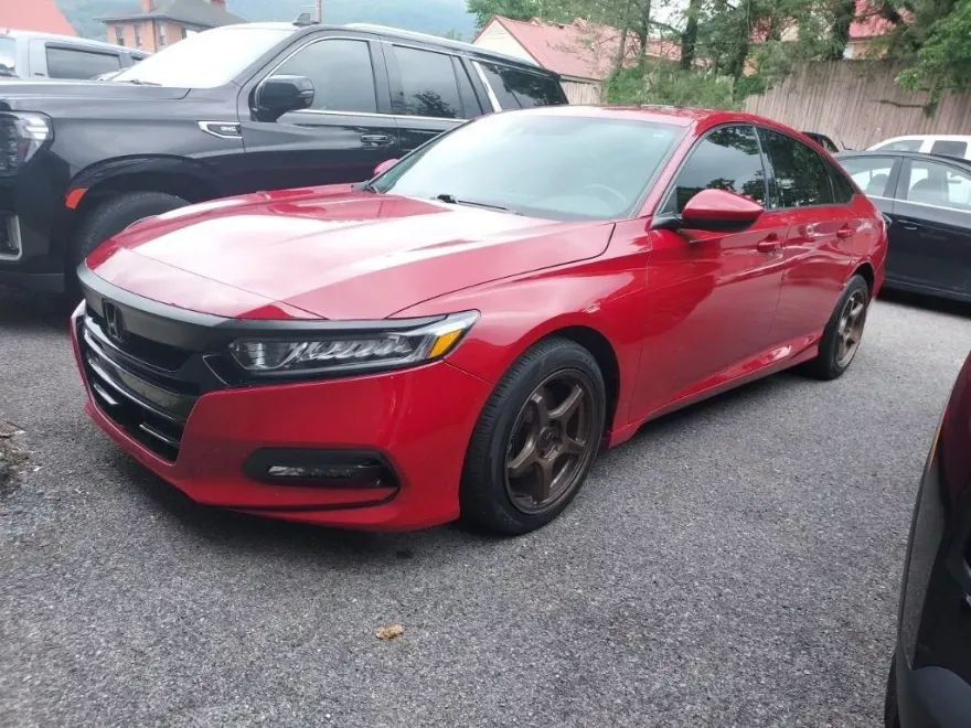 2019 Honda Accord Sport 2.0T photo 1