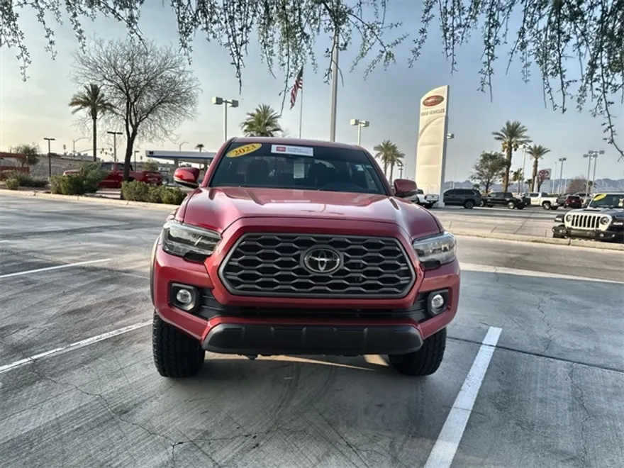 2023 Toyota Tacoma TRD Off-Road photo 1