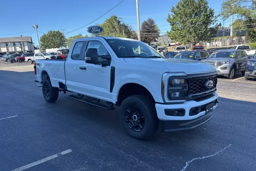2026 Ford F-350 photo 1