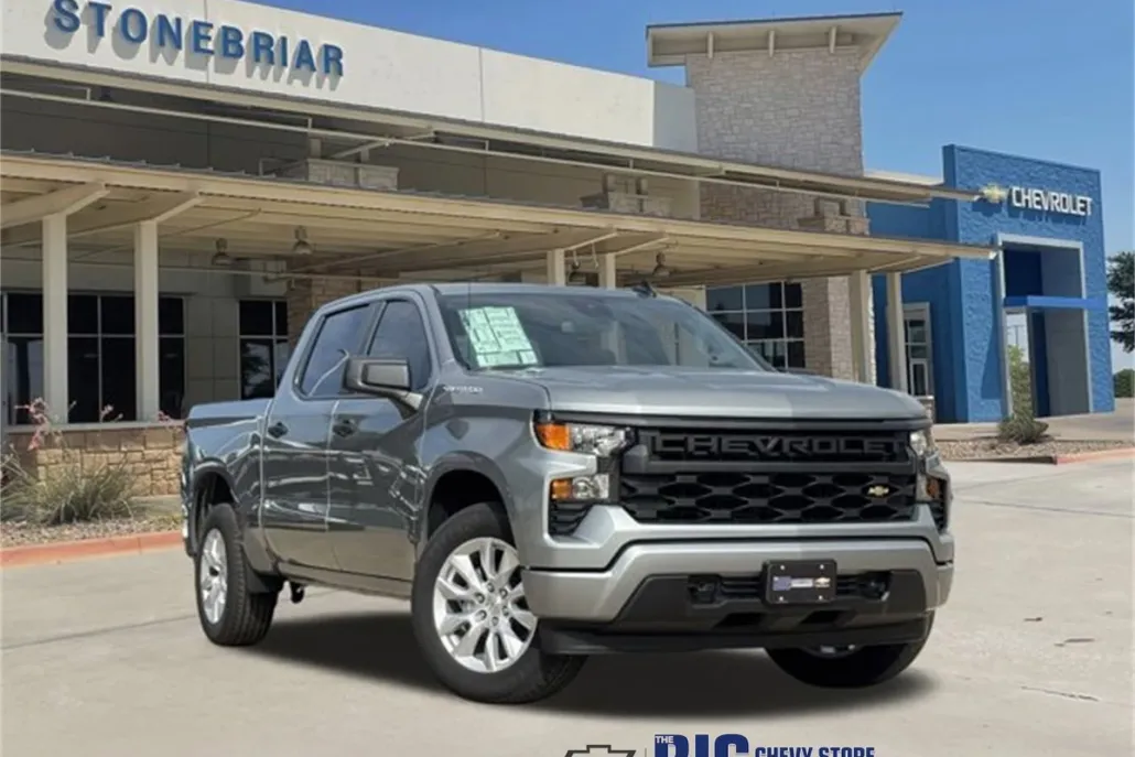 2026 Chevrolet Silverado 1500 Custom photo 1