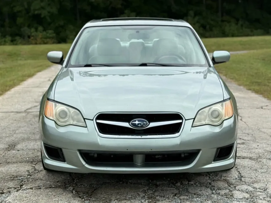 2009 Subaru Legacy 2.5i photo 1