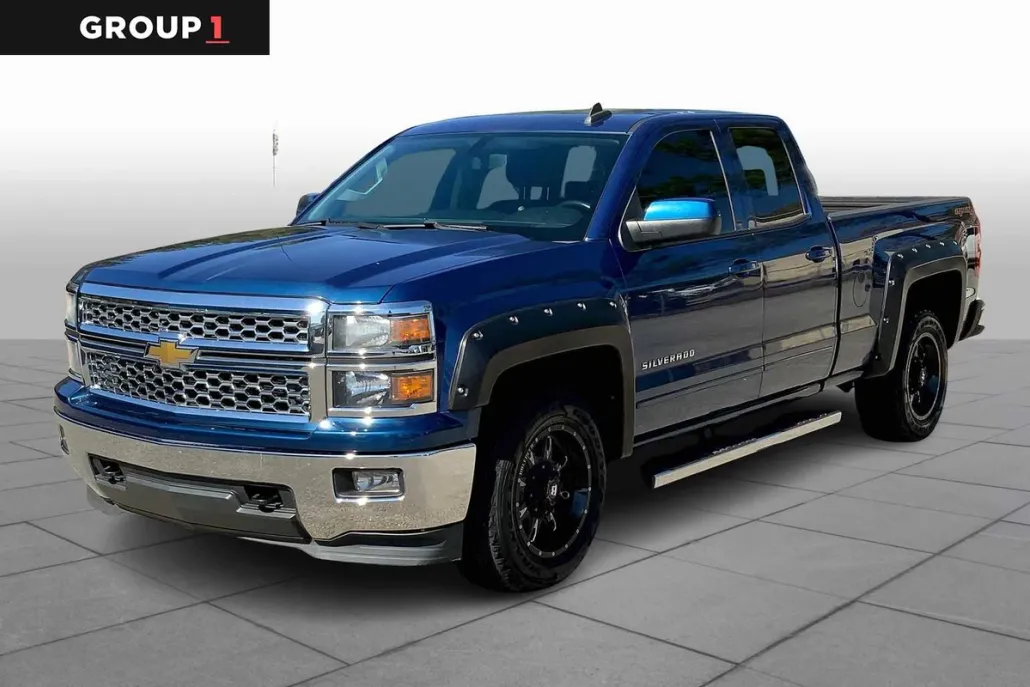 2015 Chevrolet Silverado 1500 LT photo 1