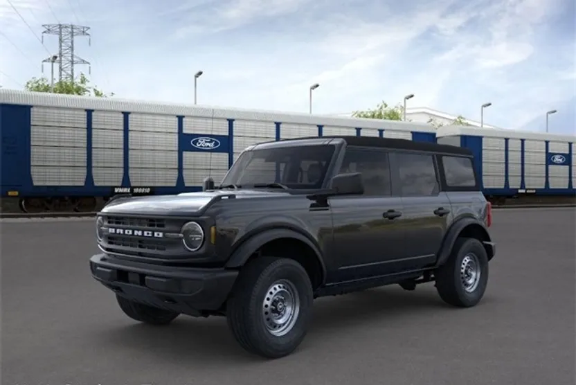 2025 Ford Bronco Base photo 1