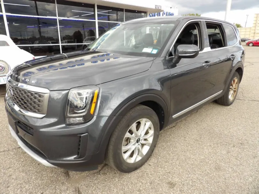 2021 Kia Telluride LX photo 1