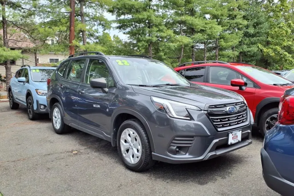 2022 Subaru Forester Base photo 1