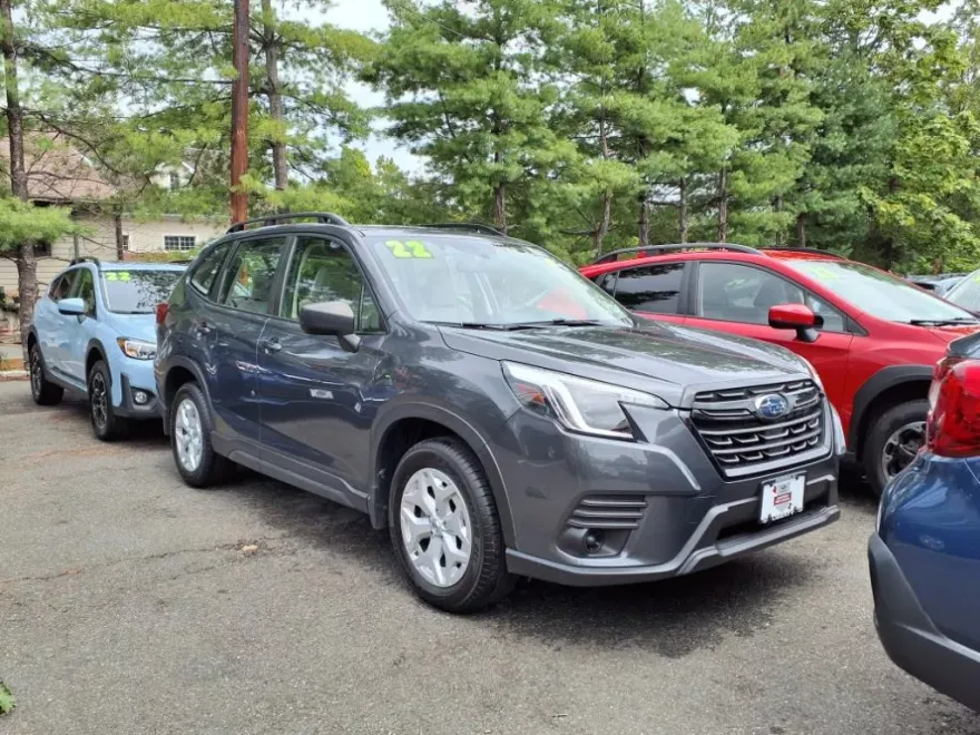 2022 Subaru Forester Base photo 1