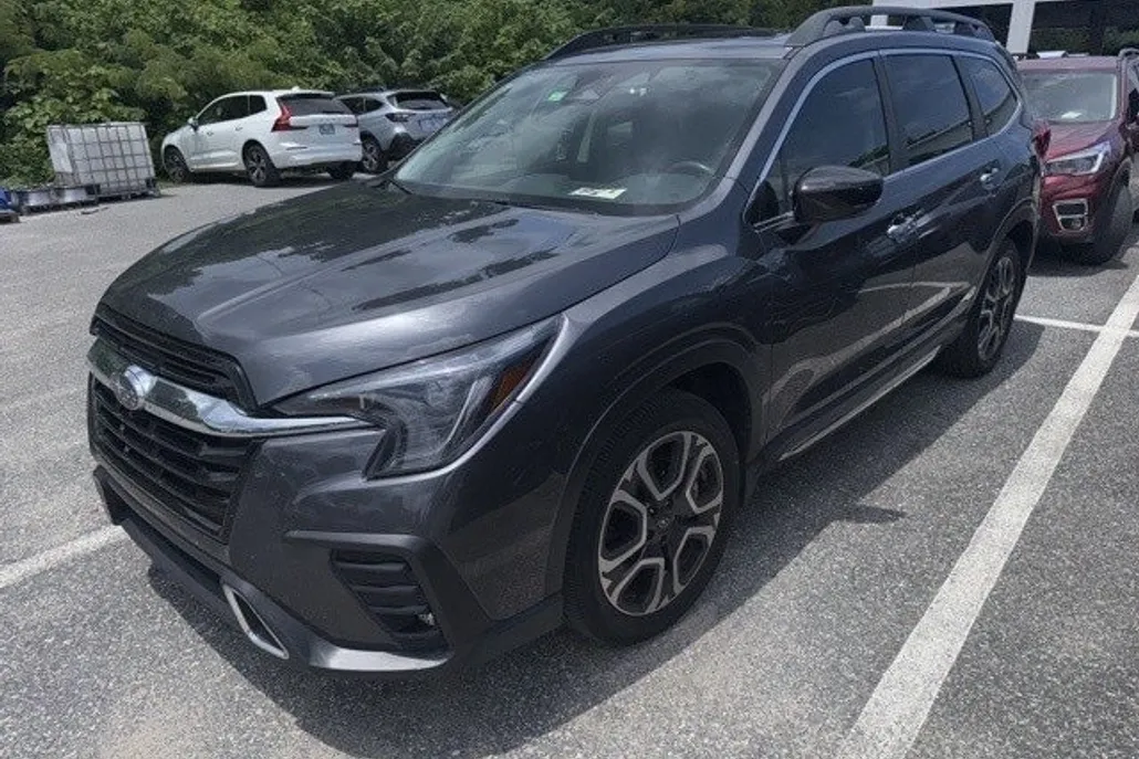2024 Subaru Ascent Touring photo 1
