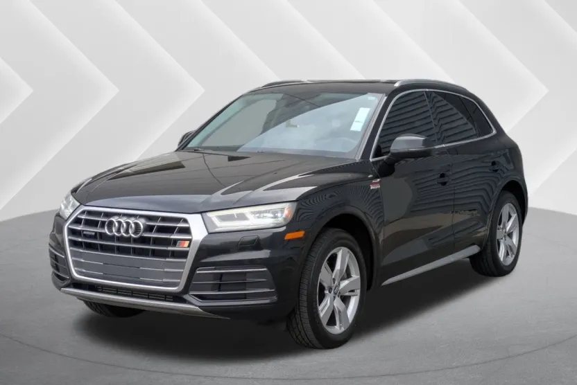 2018 Audi Q5 Premium Plus photo 1