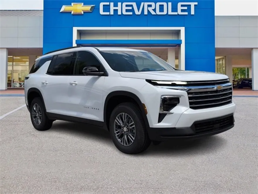 2026 Chevrolet Traverse photo 1