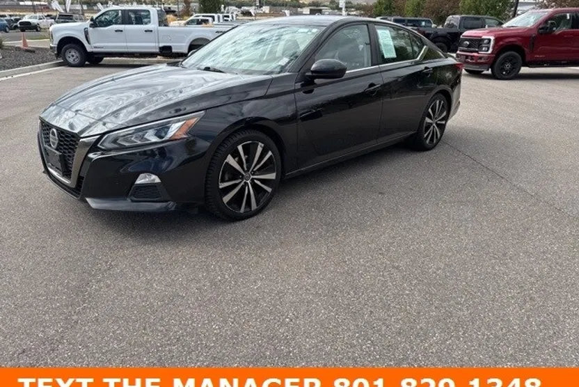 2019 Nissan Altima 2.5 SR photo 1