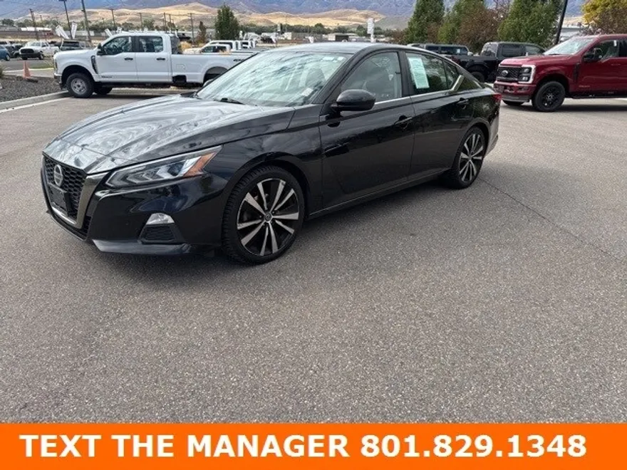 2019 Nissan Altima 2.5 SR photo 1