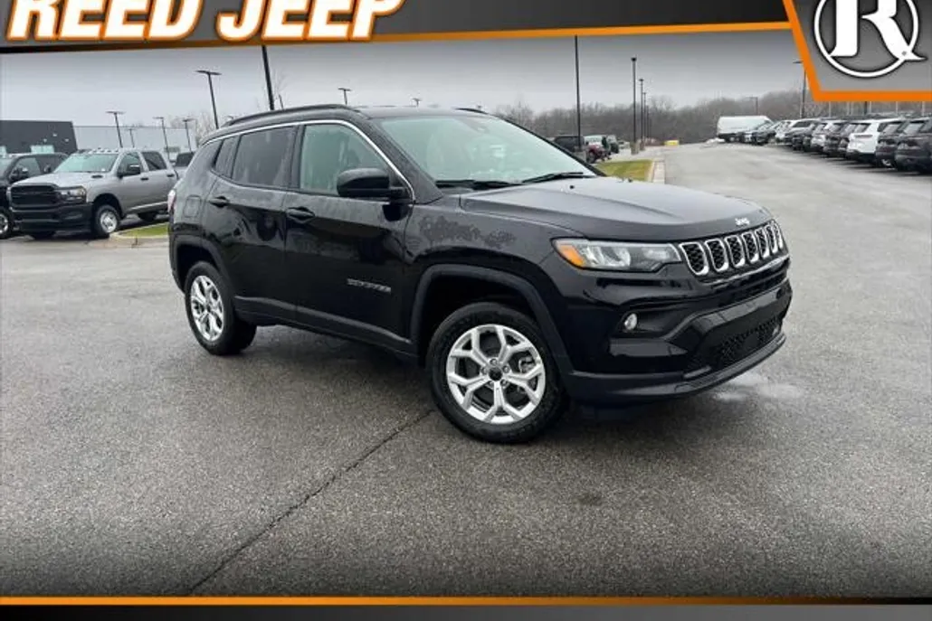 2025 Jeep Compass Latitude photo 1