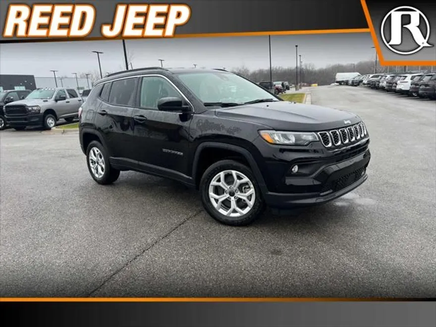 2025 Jeep Compass Latitude photo 1