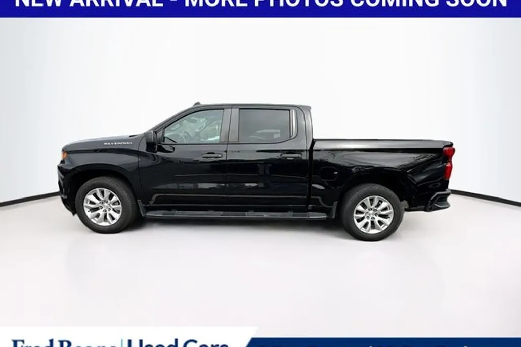 2020 Chevrolet Silverado 1500 Custom photo 1