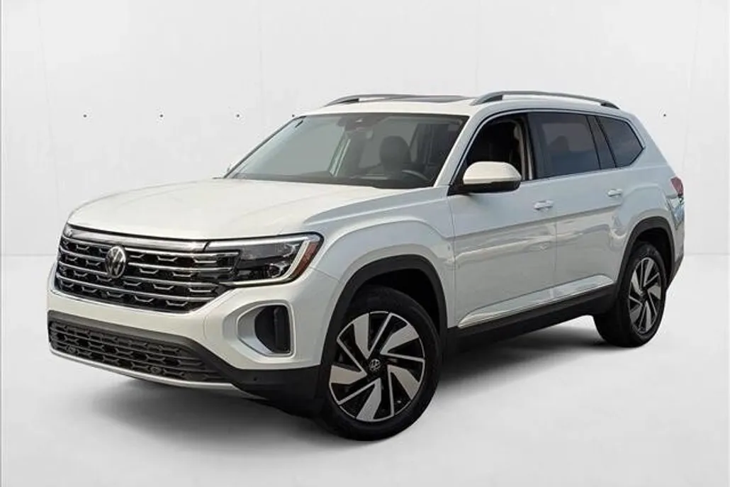 2025 Volkswagen Atlas SEL photo 1