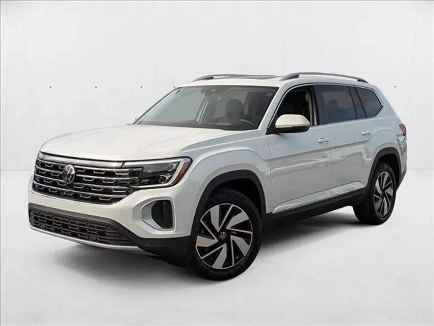 2025 Volkswagen Atlas SEL photo 1