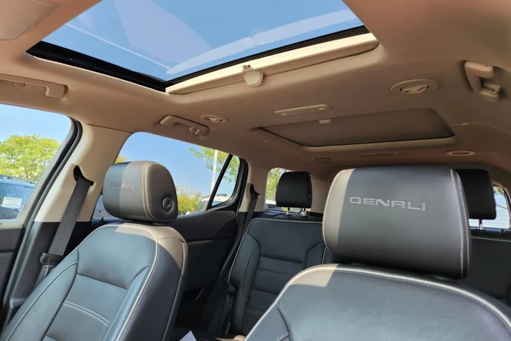 2018 Gmc Acadia Denali photo 1