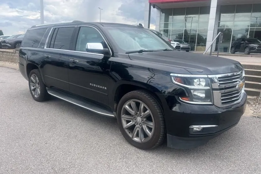 2016 Chevrolet Suburban LTZ photo 1