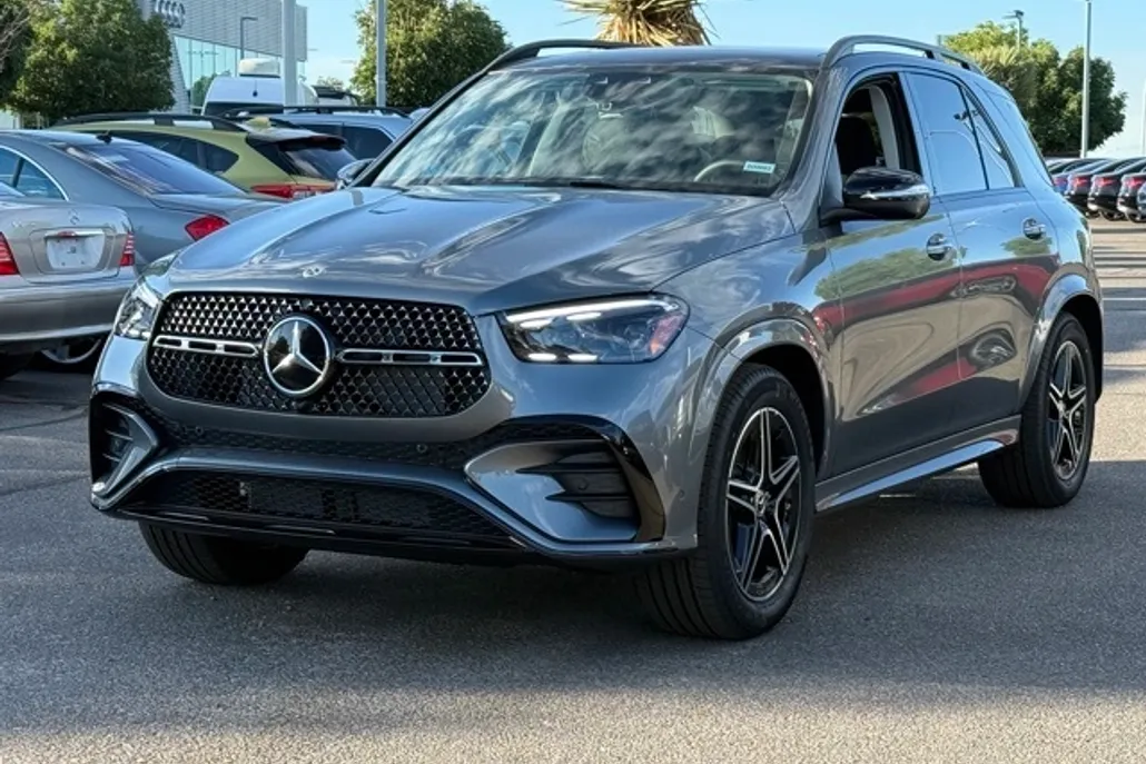 2026 Mercedes Benz GLE 450 4MATIC photo 1