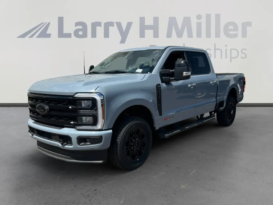 2024 Ford F-250 Lariat photo 1
