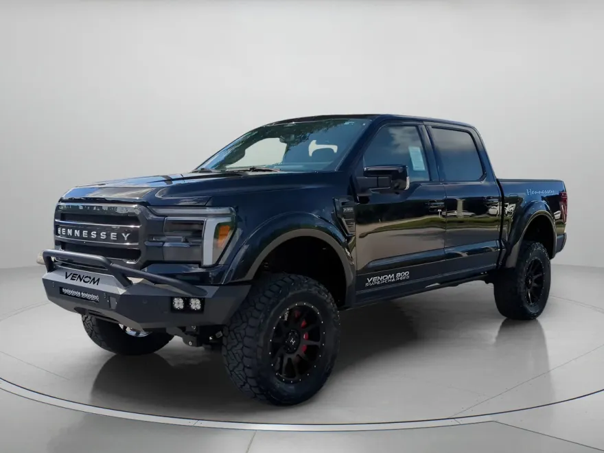 2025 Ford F-150 Lariat photo 1
