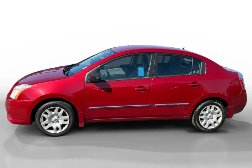 2012 Nissan Sentra 2.0 S photo 1