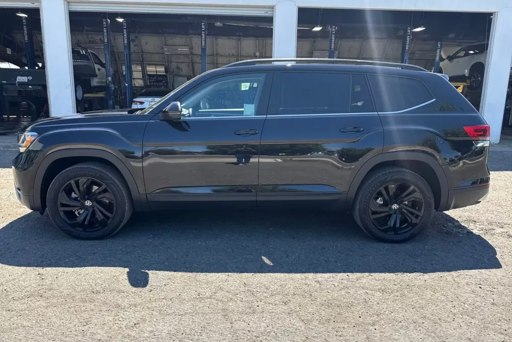 2022 Volkswagen Atlas V6 SE Technology photo 1