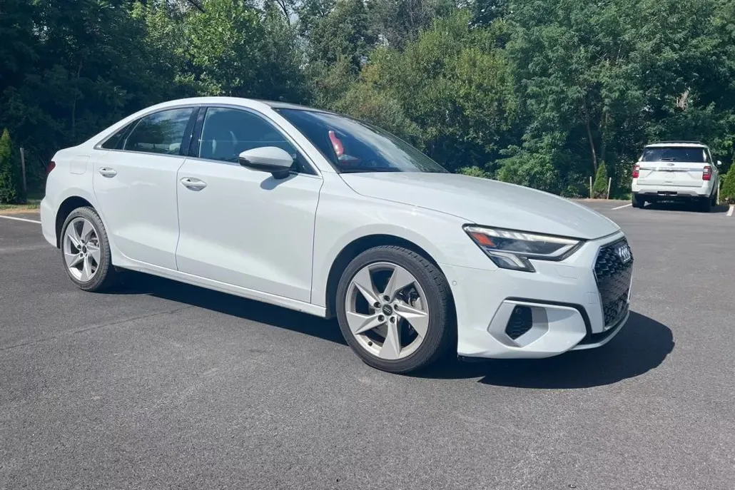 2024 Audi A3 40 Premium photo 1
