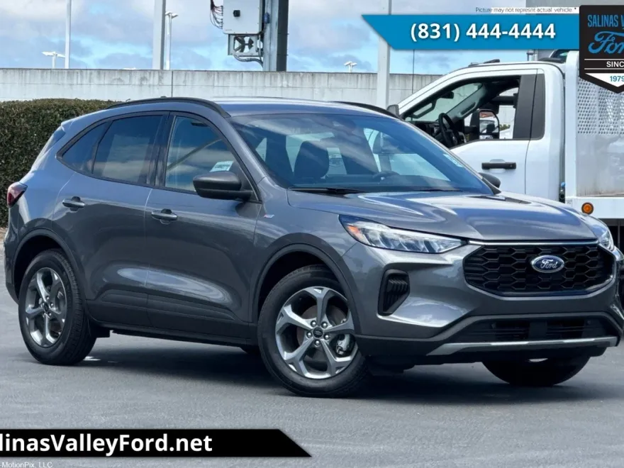 2025 Ford Escape ST-Line photo 1