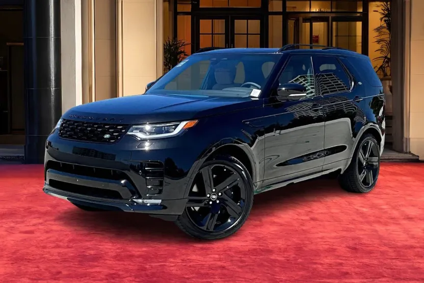 2025 Land Rover Discovery SE photo 1