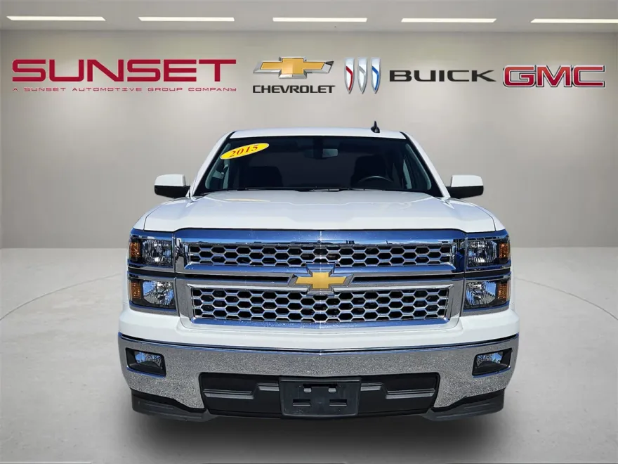 2015 Chevrolet Silverado 1500 LT photo 2