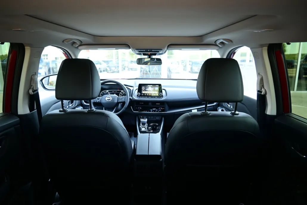 2026 Nissan Rogue SV photo 1